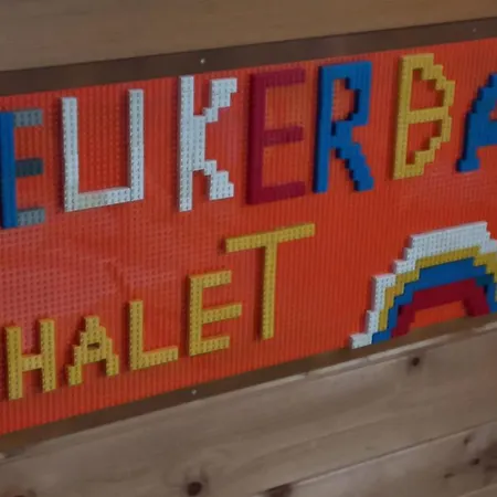 Regenbogen Mit Indoorrutschbahn Apartmán