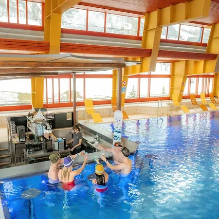 Regenbogen Familienapartment Mit Indoor-rutschbahn & Spieloase An Der Fussgaengerzone 公寓 洛伊克巴德