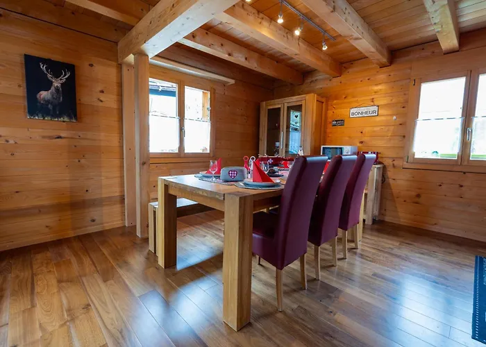 Regenbogen Mit Indoorrutschbahn Leukerbad