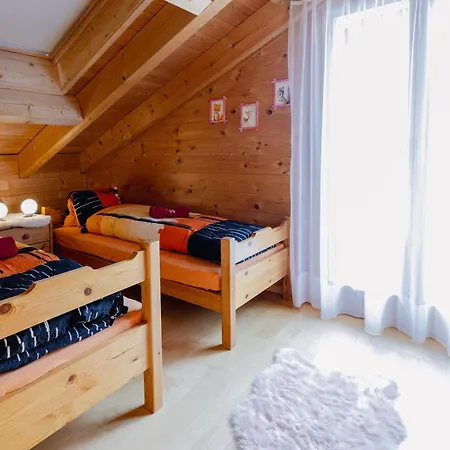 Appartement Regenbogen Mit Indoorrutschbahn