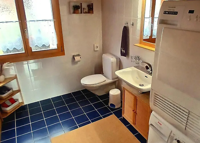 Regenbogen Mit Indoorrutschbahn Loèche-les-Bains